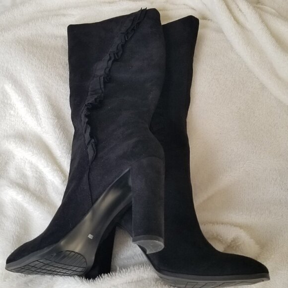 Below the Knee Black Suede Looking Ruffled Side Zippered Boots Size 10 4” Heel - Picture 12 of 16